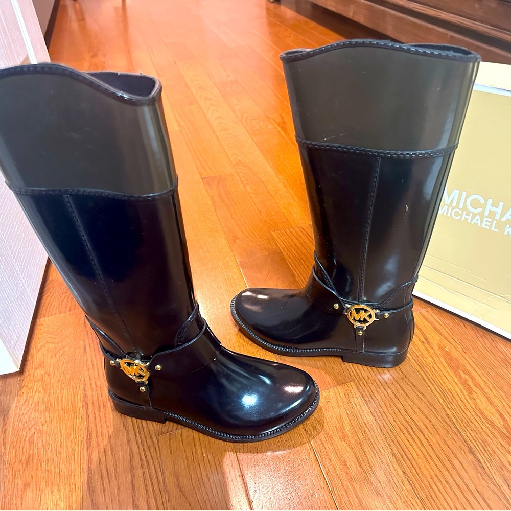 ***SOLD***Michael Kors rain boots
